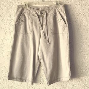 Sonoma Life + Style Modern Capri-Size 8